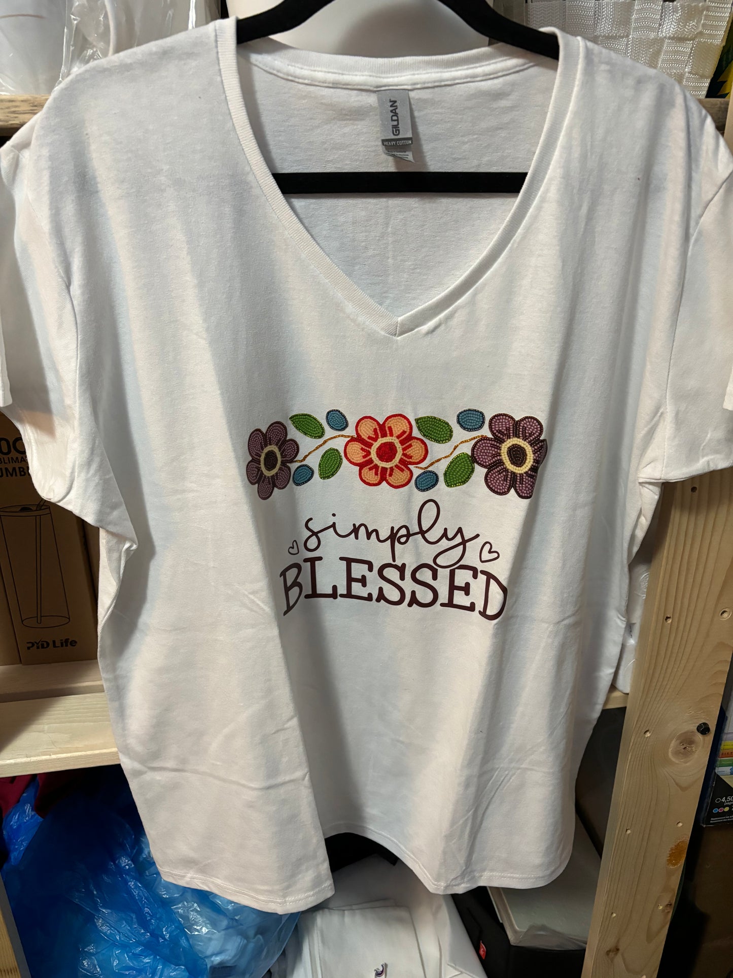 V-neck tshirt