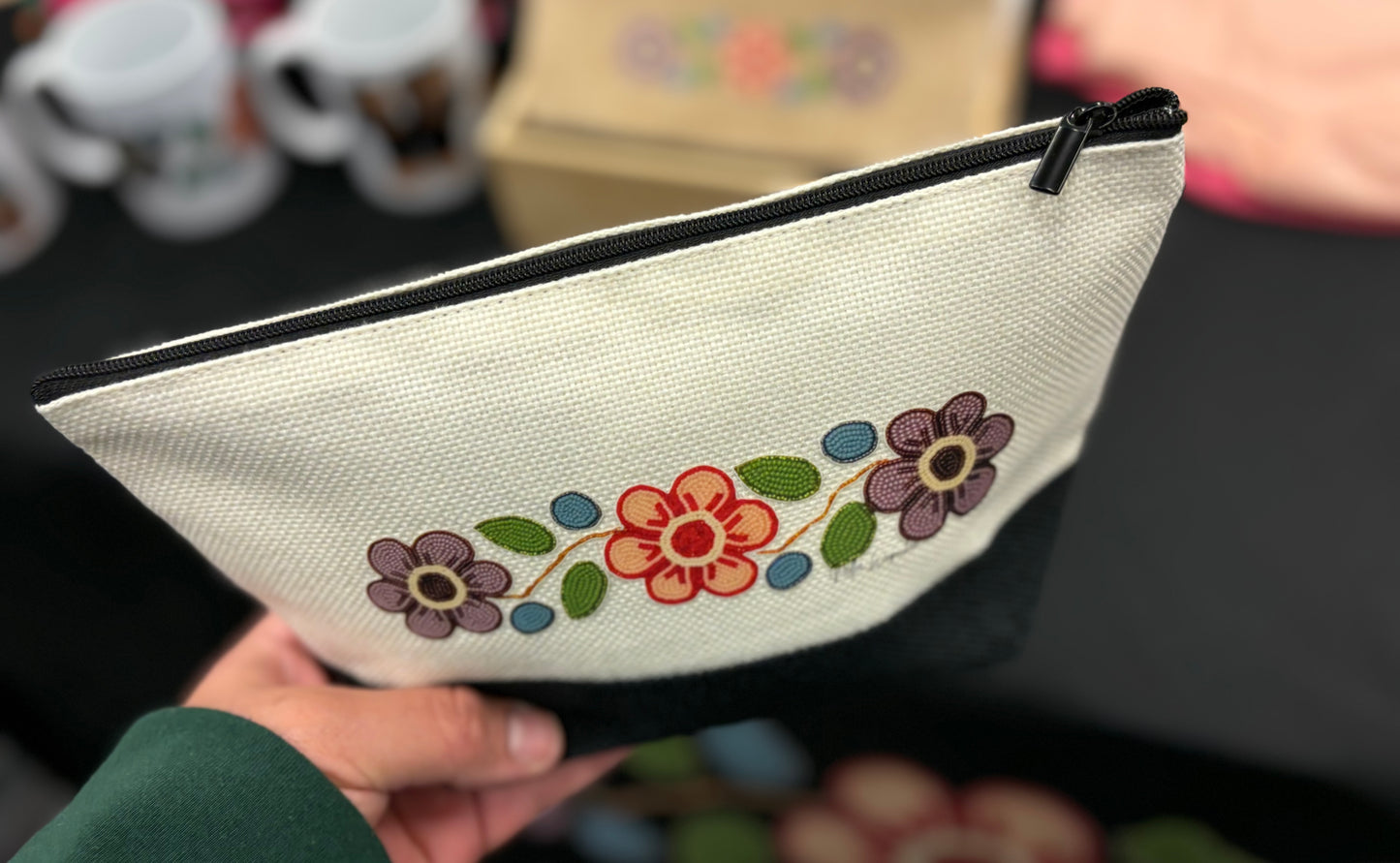 Cosmetic bag