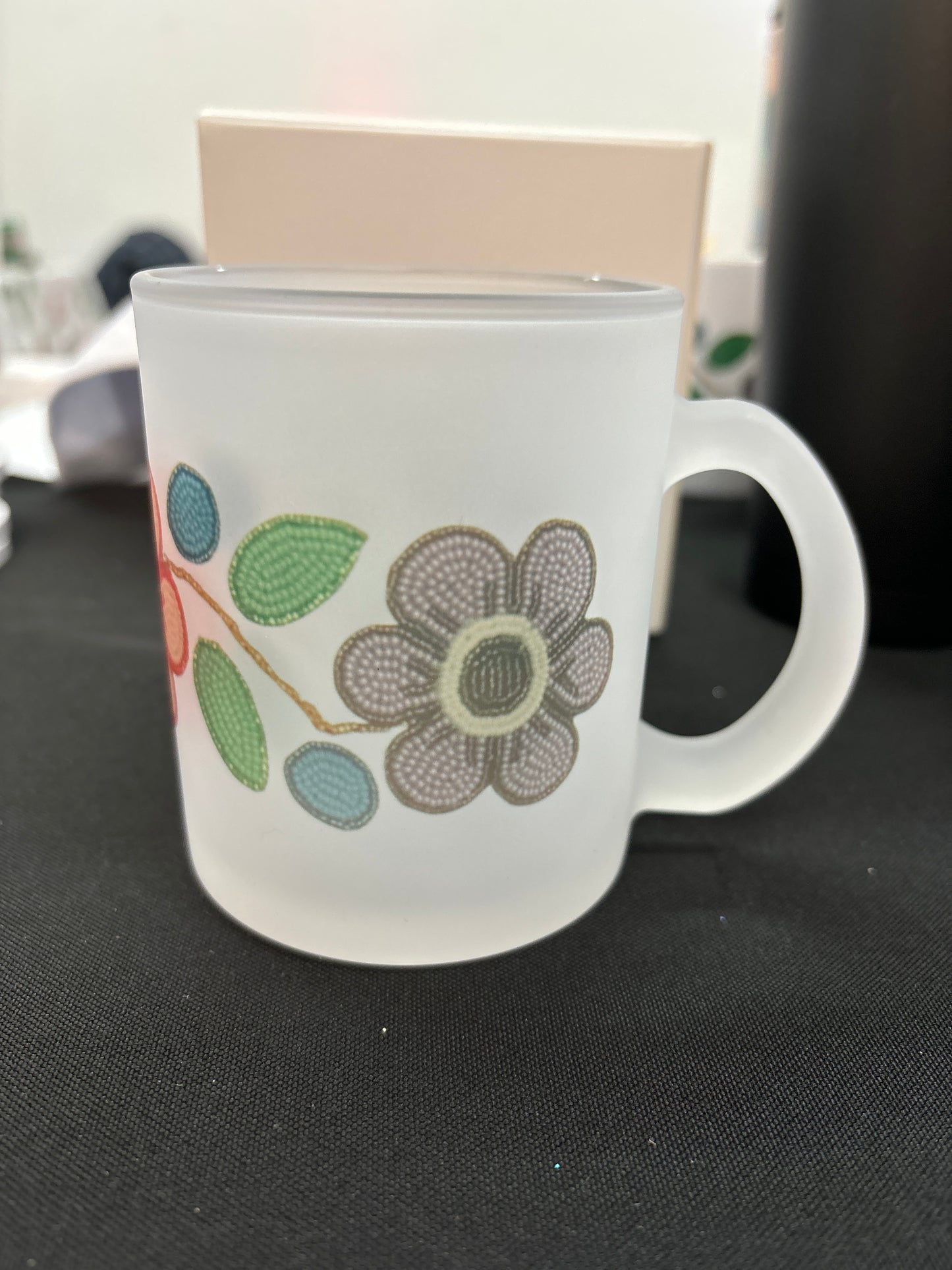 11 oz floral design frosted mug